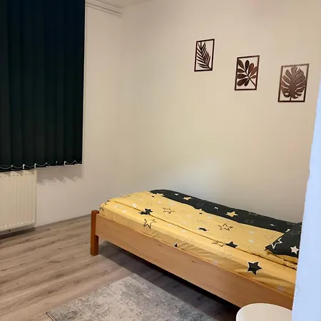 Cozy Two Bedroom In Rakovica דירה בלגרד